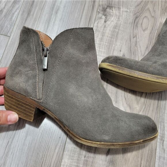 Lucky Brand | Brenon Gray Suede Distressed Ankle Bootie Hipster Chic sz 8 - Picture 2 of 11